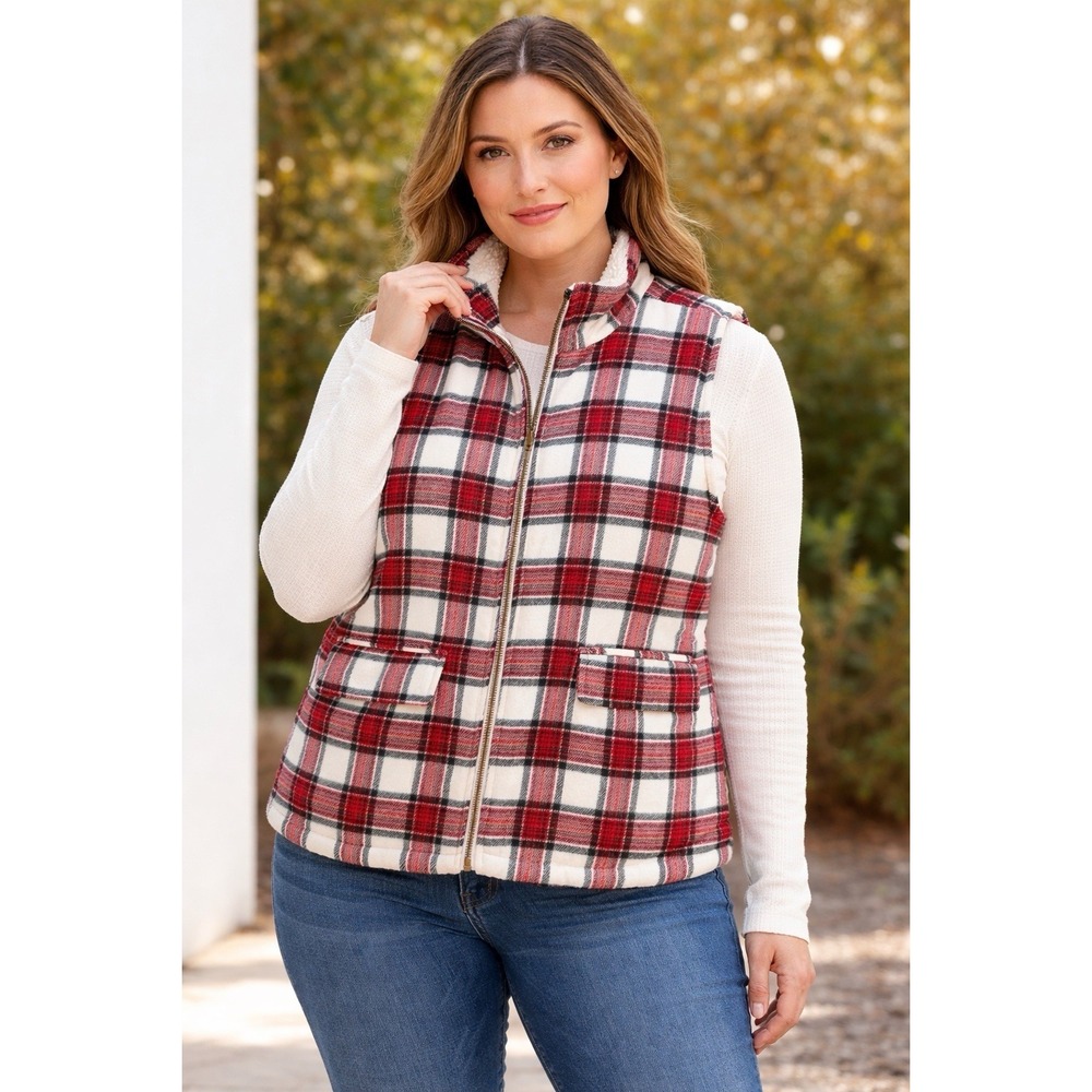 Maurices Women's Sz XL Buffalo Plaid Zip Front Cozy Warm Sherpa Lined Vest
